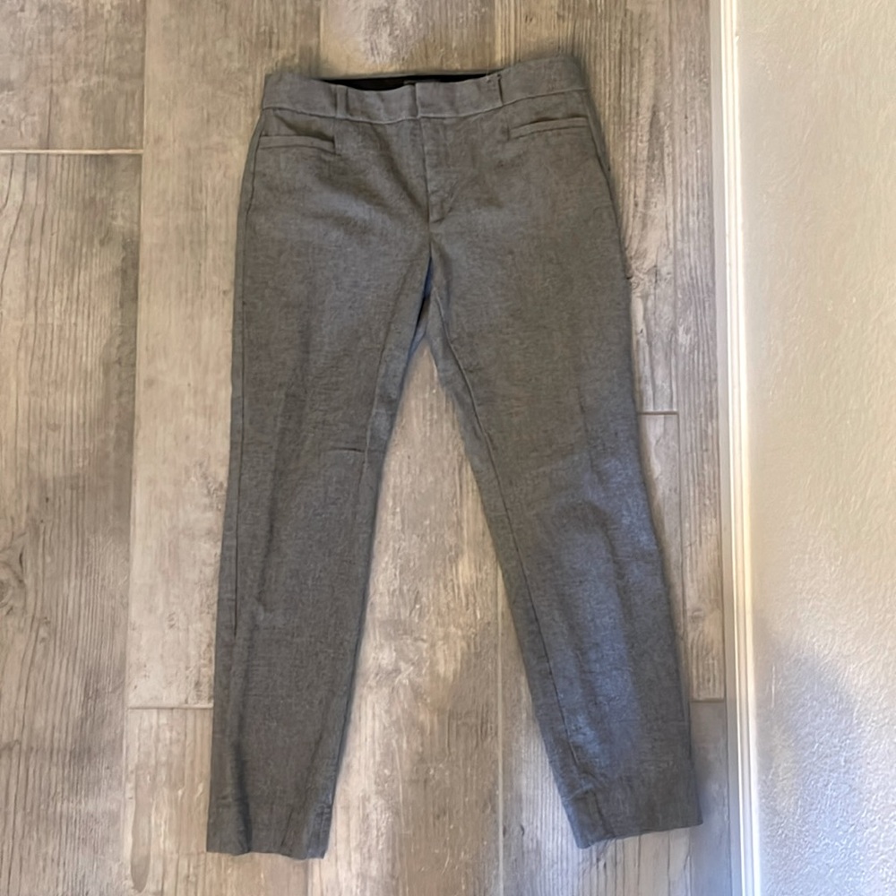 Banana Republic Women's charcoal grey Sloan dress pant.